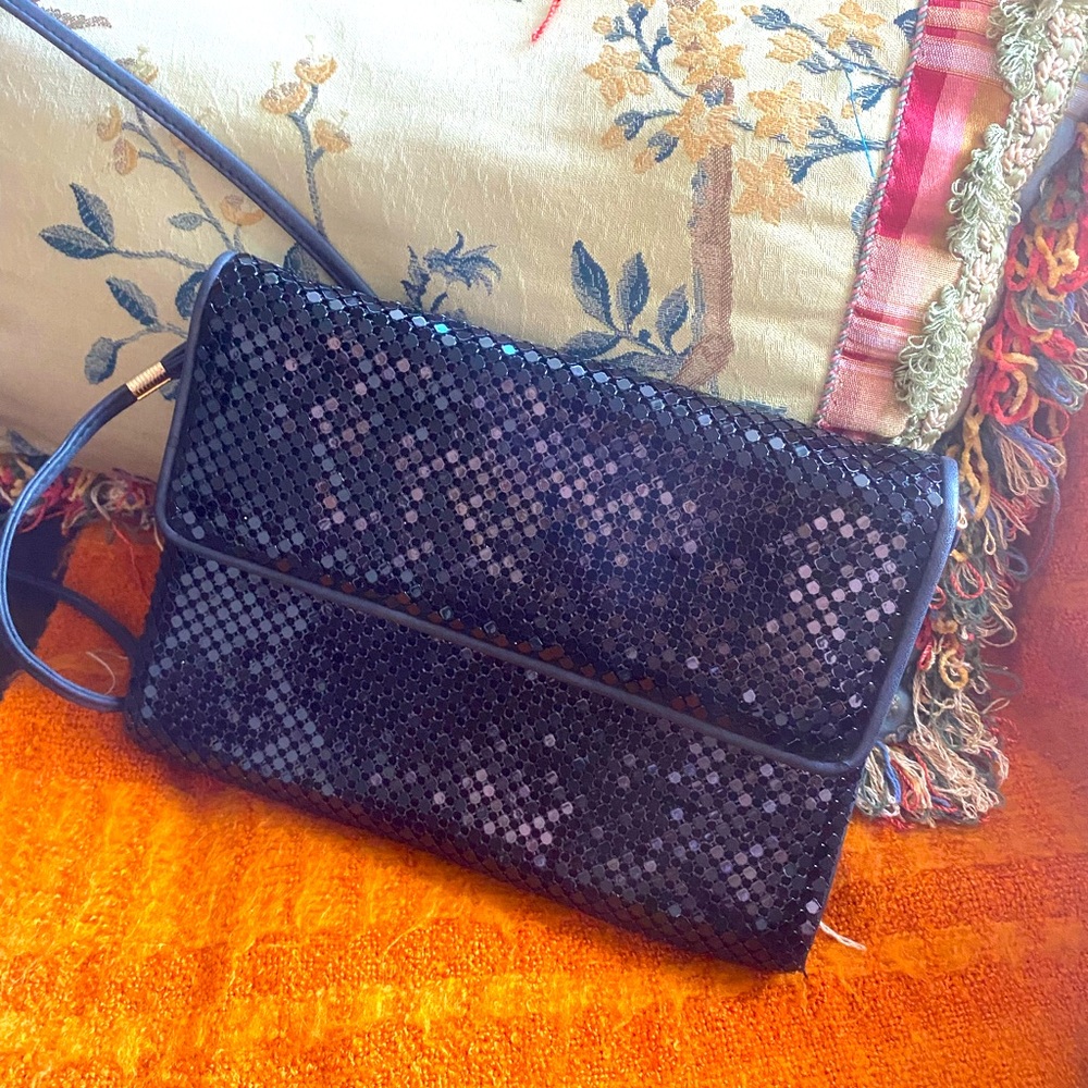 Cross body pocketbook in new condition